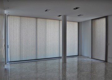 Cortinas de Bandas Verticales